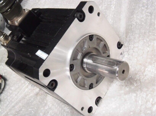 Mitsubishi HF-SP352B AC Servo Motor 3 PHASE 3.5KW 162V 2000RPM NEW