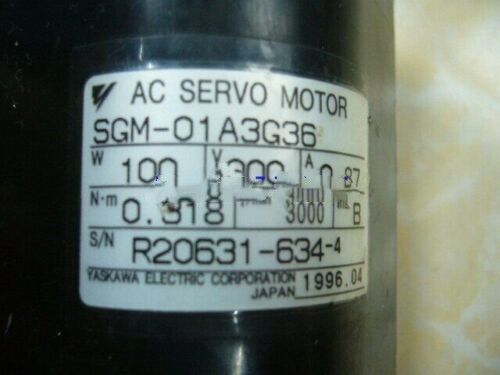 Yaskawa SGM-01A3G36 AC SERVO MOTOR 100W 200V 0.87A 3000RPM NEW